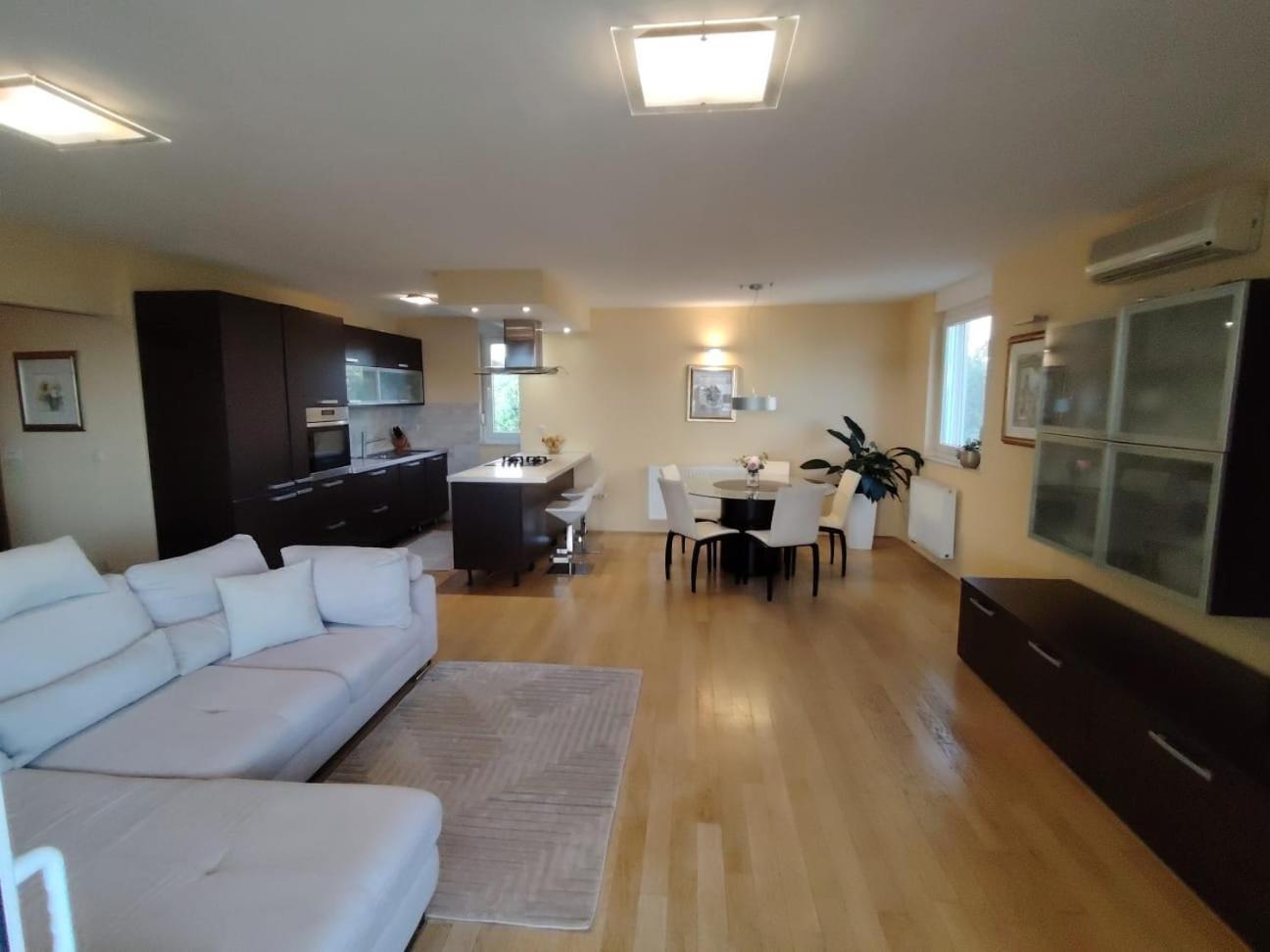 Luxury Beach Apartment Biograd Na Moru Dış mekan fotoğraf