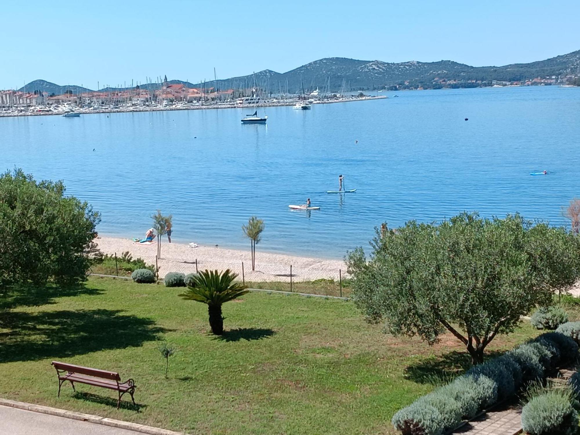 Luxury Beach Apartment Biograd Na Moru Dış mekan fotoğraf